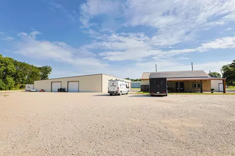 Exterior - 5907 Spring Cypress Rd, Spring, TX 77379 photo 5 of 10