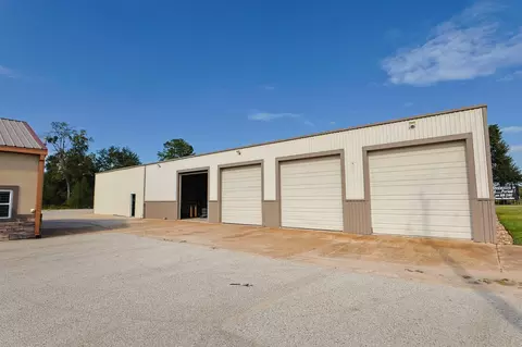 Exterior - 5907 Spring Cypress Rd, Spring, TX 77379 photo 4 of 10