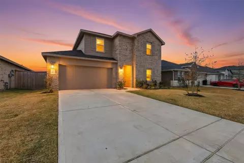 17719 Winfall Dr, Crosby, TX 77532