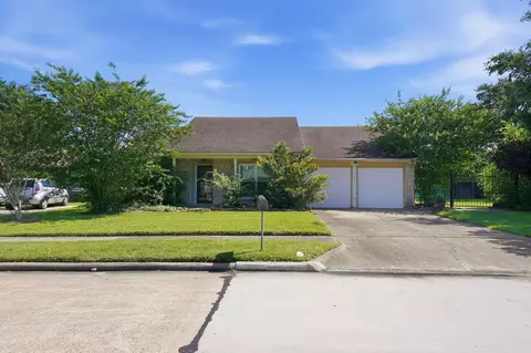 17311 Edgehaven Dr, Missouri City, TX 77489