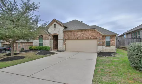 3556 Woods Estates Dr, Conroe, TX 77304
