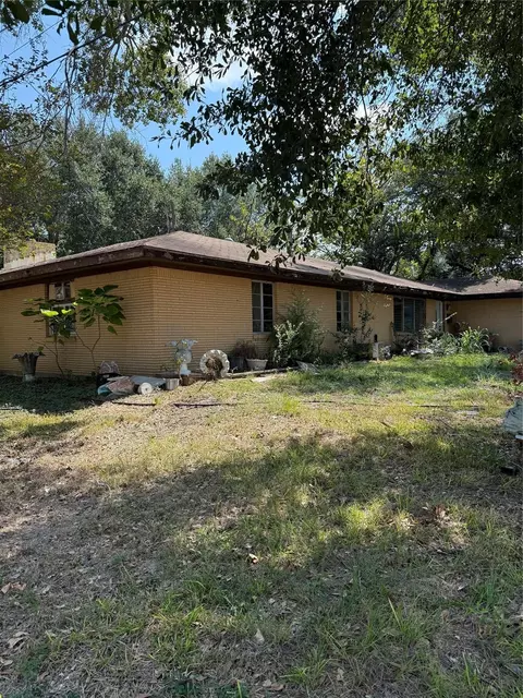 1001 S San Felipe, Hearne, TX 77859