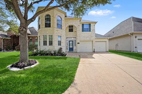 14135 Grovemist Ln, Houston, TX 77082