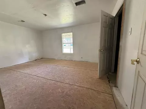Bedroom - 9283 Largent Rd, Batson, TX 77519 photo 1 of 4