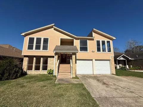 12915 Crystal Cove Dr, Houston, TX 77044