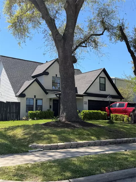 11530 Shoshone Rd, Houston, TX 77055