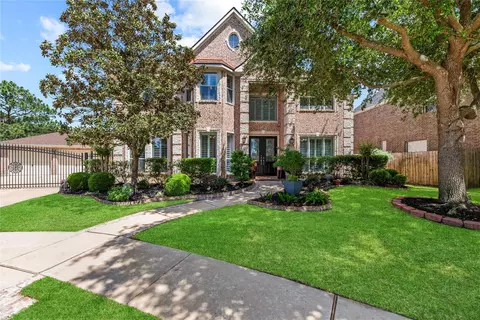 8106 Hollowhaven Ct, Houston, TX 77095