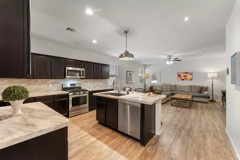 Kitchen - 14096 Silver Falls Ct, Conroe, TX 77384 photo 1 of 6