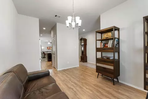 Entry Way - 14096 Silver Falls Ct, Conroe, TX 77384 photo 3 of 5