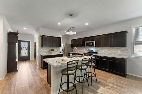 Kitchen - 14096 Silver Falls Ct, Conroe, TX 77384 photo 3 of 6