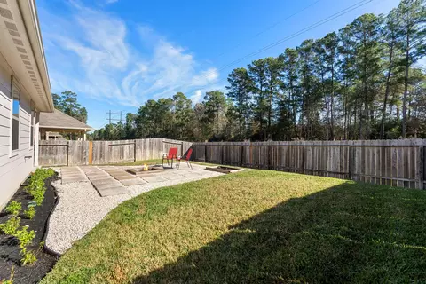 Exterior - 14096 Silver Falls Ct, Conroe, TX 77384 photo 3 of 10