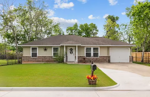 253 Briarcreek St, Richwood, TX 77531