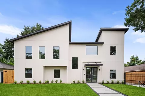5411 Yarwell Dr, Houston, TX 77096