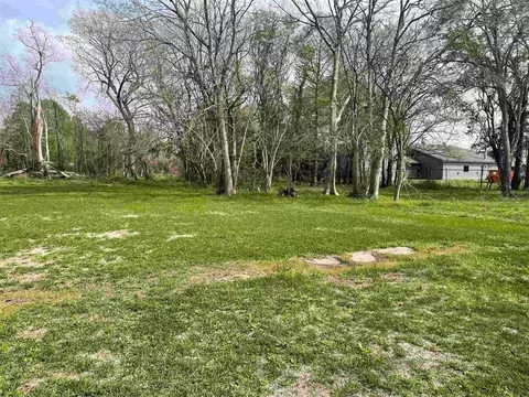 236 Oakland St, Beaumont, TX 77701