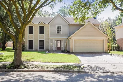 8130 Sunny Ridge Dr, Houston, TX 77095
