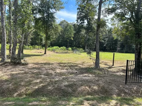 13881 Park Ave, Conroe, TX 77384 photo 6
