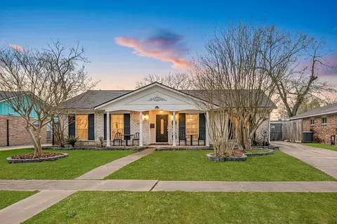 9019 Grape St, Houston, TX 77036