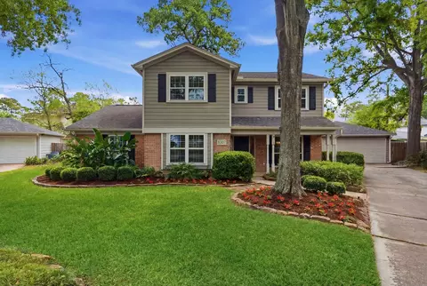 8307 Creekstone Cir, Houston, TX 77055
