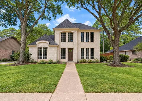 15026 River Park Dr, Houston, TX 77070