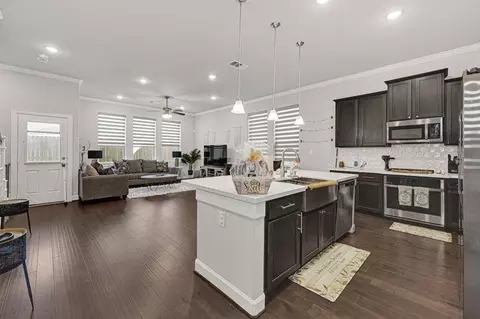 1913 Kirby Landing Dr, Houston, TX 77051