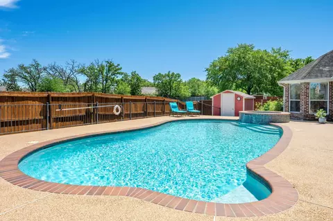Exterior - 3710 Williams Trace Dr, Bryan, TX 77808 photo 4 of 7