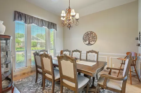 Dining - 3710 Williams Trace Dr, Bryan, TX 77808 photo 2 of 2