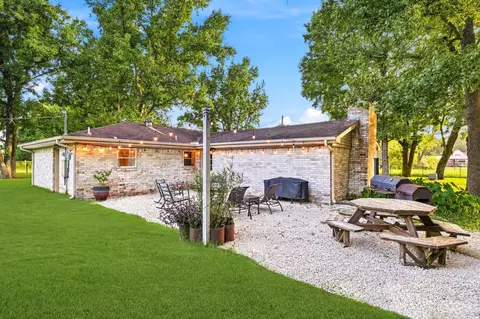 993 County Road 2271, Cleveland, TX 77327