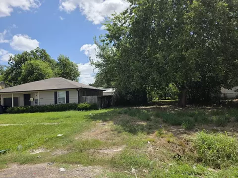 7243 Saint Augustine St, Houston, TX 77021 photo 8
