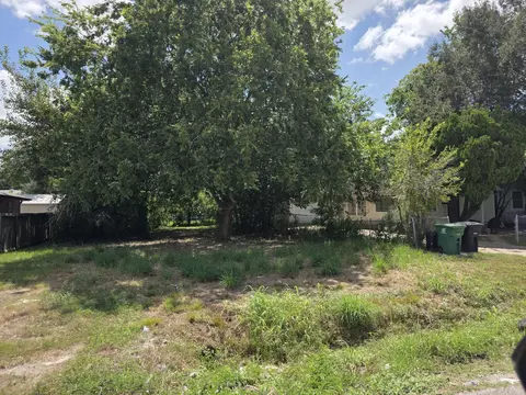 7243 Saint Augustine St, Houston, TX 77021 photo 10