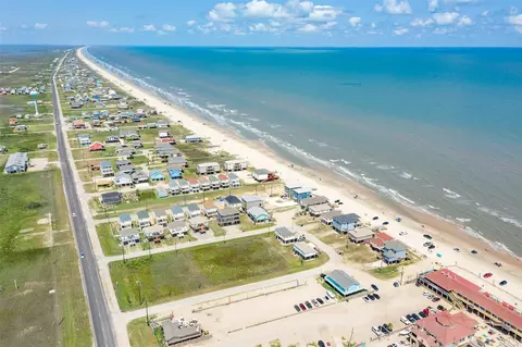 View/Area - 109 D Santar Loop, Surfside Beach, TX 77541 photo 5 of 6