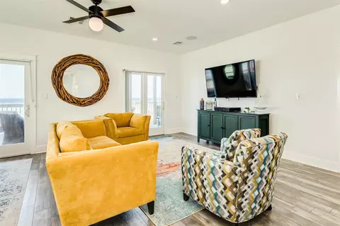 Living - 109 D Santar Loop, Surfside Beach, TX 77541 photo 2 of 4