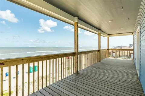 Exterior - 109 D Santar Loop, Surfside Beach, TX 77541 photo 5 of 6