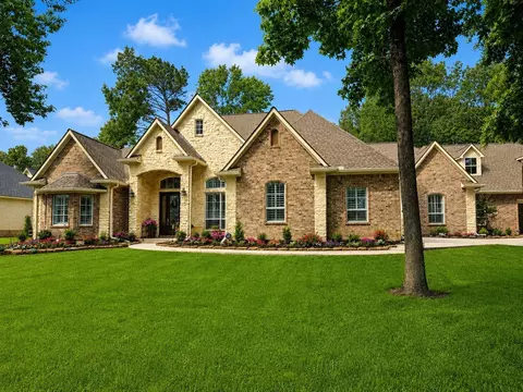 11357 Lake Oak Dr, Montgomery, TX 77356