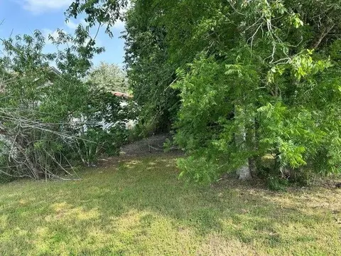 800 Carter St, Beeville, TX 78102
