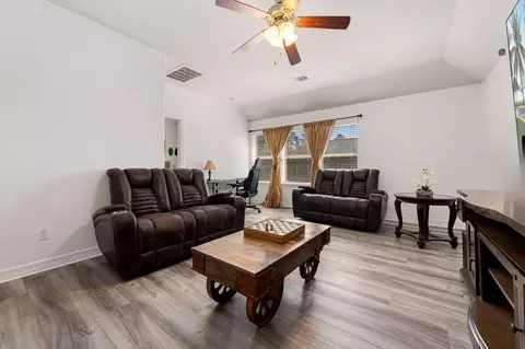 Other - 2007 Brookmont Dr, Conroe, TX 77301 photo 7 of 10