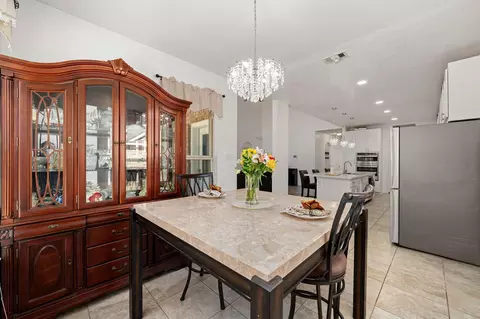 Dining - 2007 Brookmont Dr, Conroe, TX 77301 photo 3 of 3