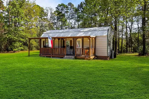 177 Antigua Dr, Point Blank, TX 77364