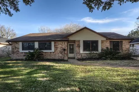 11010 Sagecrest Ln, Houston, TX 77089