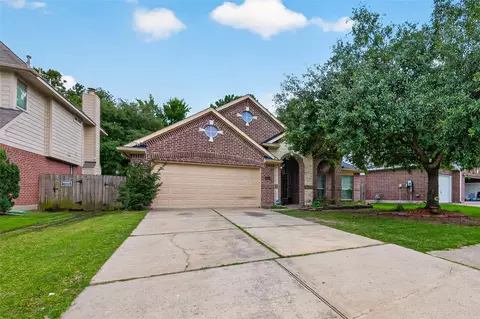 14415 Red Mulberry Ln, Houston, TX 77044