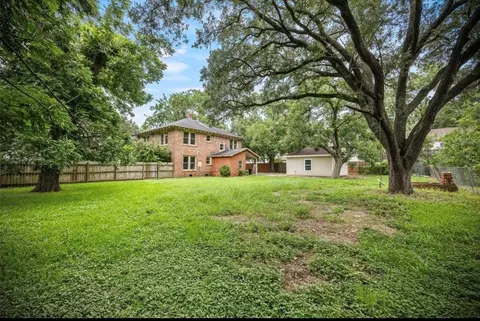 212 W Alabama St, Wharton, TX 77488