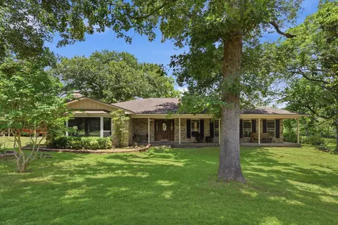280 Mcgehee Rd, Willis, TX 77378