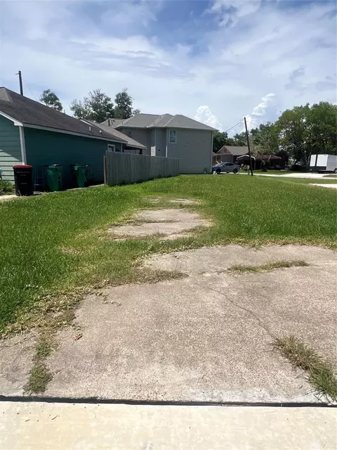3150 Angelfish Cv, Baytown, TX 77523
