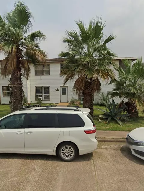 127 W 7th St, Freeport, TX 77541