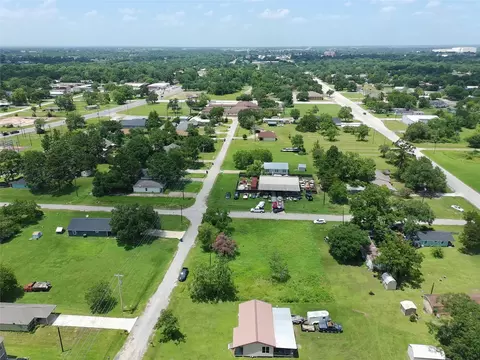 2702 12th St, Hempstead, TX 77445 photo 6