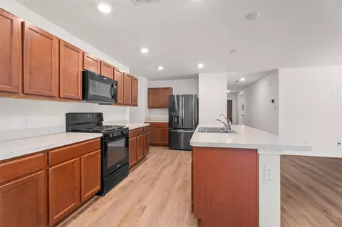 Kitchen - 1968 Harmon Dr, Conroe, TX 77304 photo 2 of 2