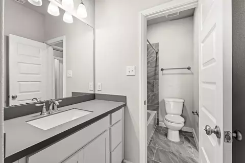 Bath - 28051 Drifters Bend Dr, Spring, TX 77386 photo 4 of 5