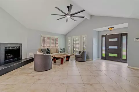 2207 Briarwest Blvd, Houston, TX 77077