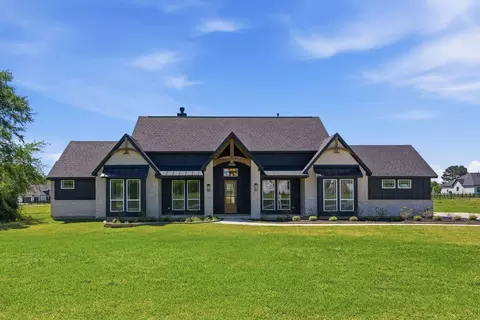 25231 Pleasant Retreat Ct, Montgomery, TX 77356