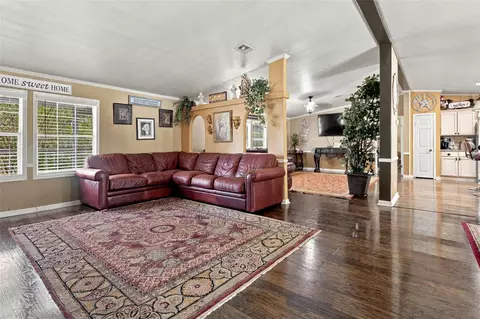 110 County Road 440, Dayton, TX 77535