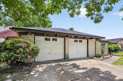 9222 Vanwood St, Houston, TX 77040